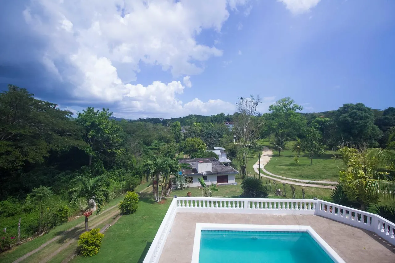 Villa Rainbow Hill Negril
